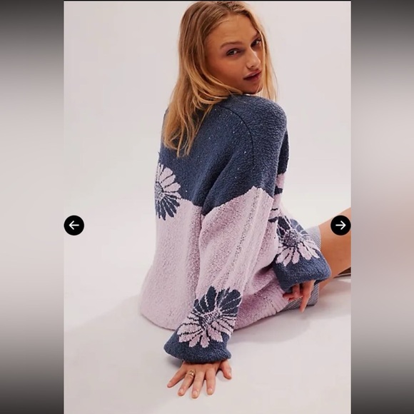 NWT Free People Oversized Chunky Daisy In Bloom Sweater Blue Lilac Women’s SM - Picture 3 of 8